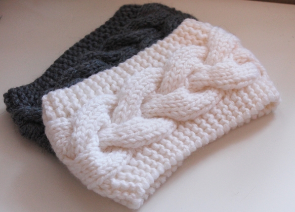 Ещё две повязочки, белая - с другим узором.